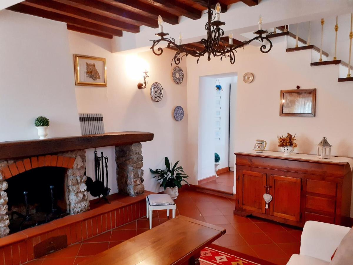Rustico Degli Ulivi Villa Vallecchia Bagian luar foto